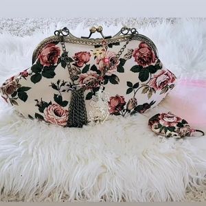 Gamaguchi Purse